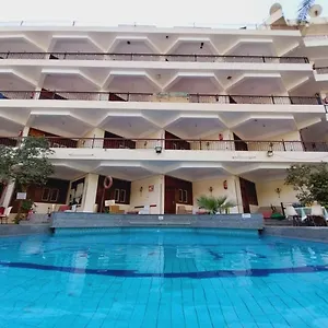 3* Camping Rezeiky Hotel&camp